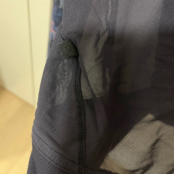 Lululemon zip up - Picture 3 of 3